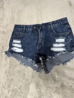 ダメージショートパンツデニム　Mサイズ