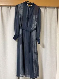 【再値下げ.美品】Ameri ドレス Ameri VINTAGE（ロングワンピース/マキシワンピース）のフリマアイテム一覧