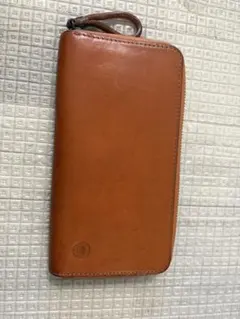 美品！ダコタ　 レザー長財布 ラウンドファスナー