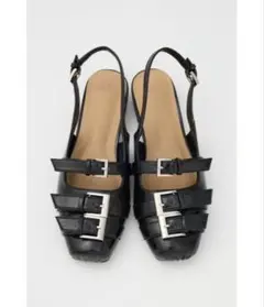 SLY スライ MANY BELTED FLATS フラットシューズのサムネイル