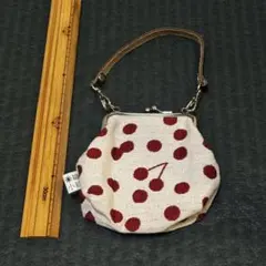 新品未使用！ストラップ付き角がまポーチ
