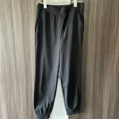 ユニクロ ウルトラストレッチアクティブジョガーパンツ M