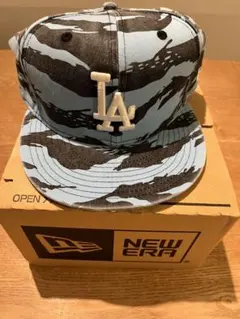 NEW ERA LA迷彩スナップバックキャップ