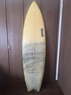 アルメリック Biscuit 大人気　5’6ft 小波激速　希少モデル　浮力十分 アルメリック Biscuit 大人気 5'6ft 小波激速 希少モデル 浮力十分