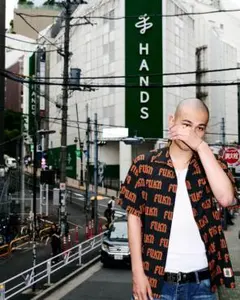 BLACKEYEPATCH FUKN 総柄 半袖シャツ ブラックアイパッチ XLのサムネイル