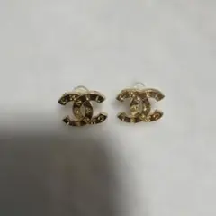 CCゴールド ロゴ ピアス