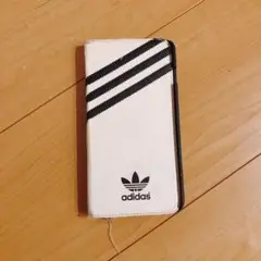 adidas アディダス ケース　iPhone6 plus プラス