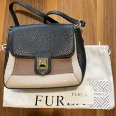 【お値下げ！】FURLA レザーショルダーバッグ