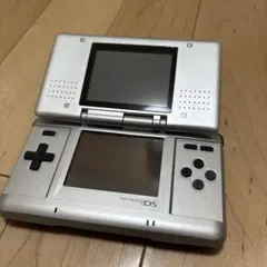ニンテンドーDS 初代　中古動作確認済み ソフトと充電器つきません