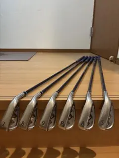 【美品】ONOFF オノフ レディース 本格的アイアン6本セット7-9PASのサムネイル