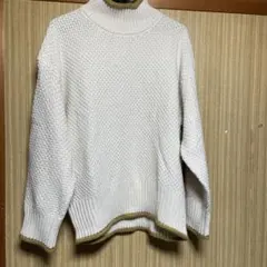 LOWRYS FARM ホワイト タートルネックニット