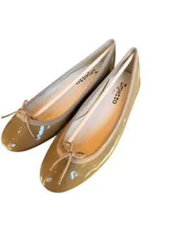 Item thumbnail for item 24075718-9030-4600-8e15-4389016ea0c7