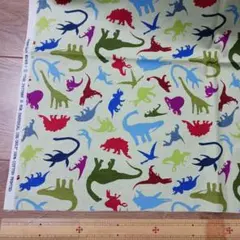 恐竜柄 生地 Happy Quilt #DINO-1　巾×約60cm