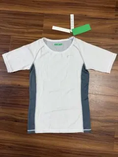 ランニングトップス