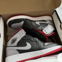 Air Jordan 1 Mid (GS) 3.5Y ブラック/ホワイト/レッド