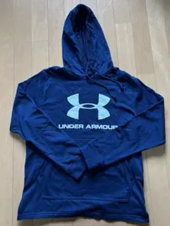 アンダーアーマー　ネイビー パーカー