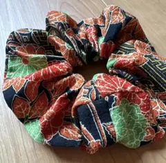 ETRO エトロ ペイズリー柄 シュシュ - メルカリ