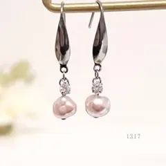 バロック淡水パール(ストロベリーミルク)＆キュービックジルコニア　ピアス