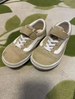 バンズ　スニーカー　18センチ