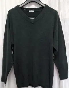【古着】GU　ダークグリーン Vネック ニット Mサイズ