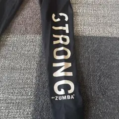 ZUMBA STRONG レギンス 黒 ロゴ入り