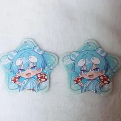 おさでいさん　星型缶バッジデフォ
