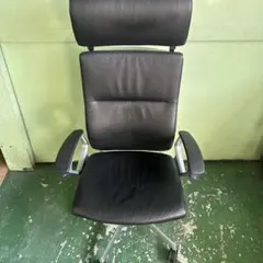 ★ Okamura Duke 黒いレザーオフィスチェア 家具 インテリア 格安