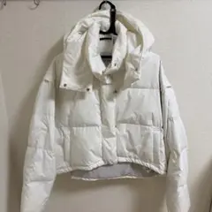 GYDA ホワイトダウンジャケット フード付き