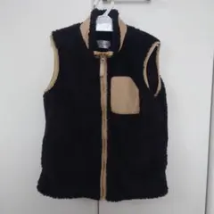 CLASSIC フリースベスト 130サイズ 黒/ベージュ