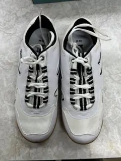 ニッタク　卓球シューズ28cm