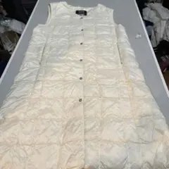 TAION アイボリー キルティングダウンベスト L