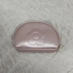 【ピンクまん様専用】MARY QUANT エンボスデイジーパール ラウンドポーチ