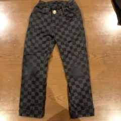 長ズボン　120cm 黒　チェック　裏地あたたか　冬