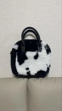 牛柄ファーショルダーバッグ