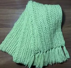抹茶色マフラー　ハンドメイド