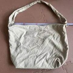 Item thumbnail for item b4c3d645-bfa3-491f-8754-8ea163e6436c