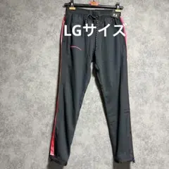 新品　アンダーアーマー サイドライン入りパンツ「LGサイズ・黒」