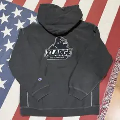 XLARGE × Champion コラボ パーカー