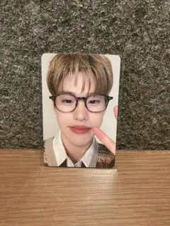 Item thumbnail for item ffc01054-3d12-497d-adab-10f488e33065