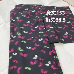 絣　単衣　黒地に蝶のサムネイル