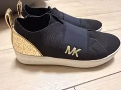 マイケルコース スニーカー