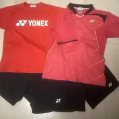 YONEX 赤Tシャツ2枚、ショートパンツ2枚セット