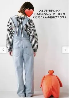 goerinさま専用⭐︎フェリシモシロップドムドムハンバーガーコラボ総柄ブラウスLのサムネイル