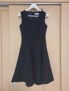 アンドクチュール ブラック ワンピース ドレス チューリップ Vネック