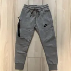 Nike グレー ジャージ 120