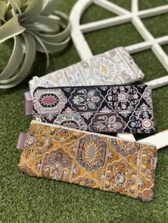 インド刺繍生地　ペンケース　筆箱　ハンドメイド　インド刺繍ペンケース