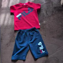 FILA 赤 Tシャツ 紺 ショートパンツ 90サイズ