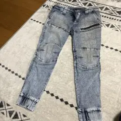 Item thumbnail for item aa9a1803-56e1-4c4a-91f8-e6d3ffca0aab