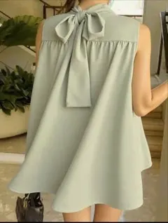 【美品】ノースリーブ　リボン　トップス　Sサイズ