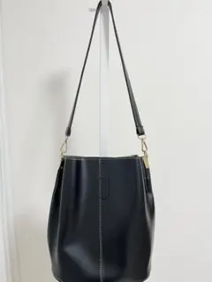 Item thumbnail for item 9490d8f1-bf3c-4cfe-b75e-6a24ece4507c